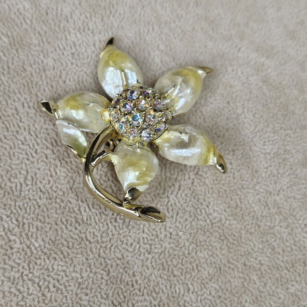 Pearly White Enamel Flower Brooch AB Rhinestone Floral Brooch Pin Gold Tone